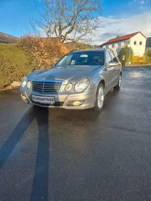Mercedes-Benz E 280 E T-Modell E 280 T CDI 4Matic-Tüv neu!