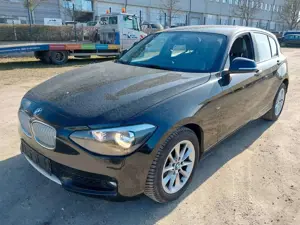 BMW 118 d Limousine **CAM/LEDER/HARMAN-KARDON**