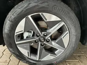 Hyundai TUCSON E-Motion 1.6 T-GDi 2WD HEV / Panoramadach Bild 5