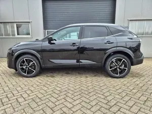 Nissan Qashqai 1.3 DIG-T MHEV 158 PS X-Tronic Tekna Voll-Leder Kl