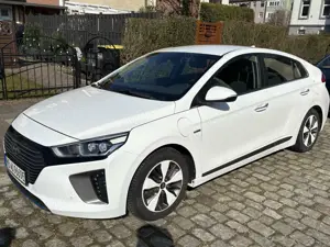 Hyundai IONIQ Premium Plug-In Hybrid