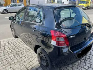 Daihatsu Charade Basis Bild 3