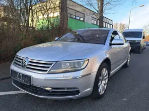 Volkswagen Phaeton Phaeton 3.0 V6 TDI DPF 4MOTION langer Radstand Aut (4 Sitzer)