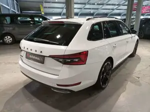 Skoda Superb Combi 2.0 TDI Sportline|AHK|Navi|Pano| Bild 5