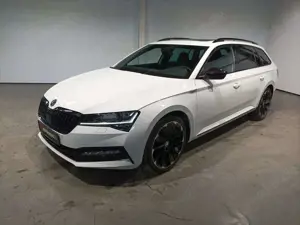 Skoda Superb Combi 2.0 TDI Sportline|AHK|Navi|Pano| Bild 3