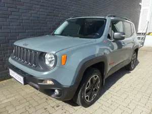 Jeep Renegade Trailhawk 4WD Automatik/Navi/AHK/2.Hd Bild 2