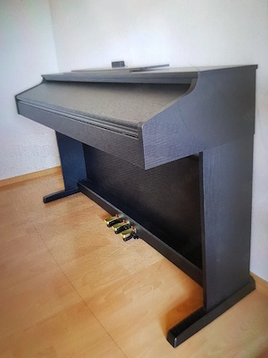 E-Piano schwarz matt