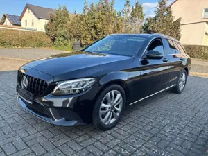 Mercedes-Benz C 220 Avantgarde LED NAVI-Groß AHK RFK SH Wipp