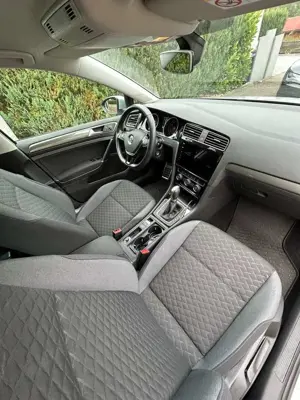 Volkswagen Golf Variant Golf Variant 1.6 TDI SCR DSG Join Bild 5