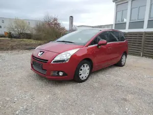 Peugeot 5008 Allure ( 1-Hand ) 7-Sitzplätze