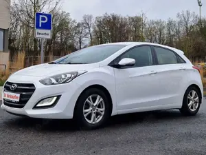 Hyundai i30 blue Trend/2Hand/55000km/Navi/Rückfahrkamera/