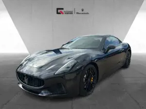 Maserati GranTurismo MODENA MY26 V6 AWD Carbon/Black/LED/360
