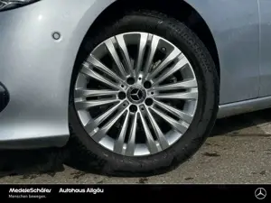 Mercedes-Benz C 180 C 180 Avantgarde 360°-Kamera Vorr.-Distronic LED Bild 2