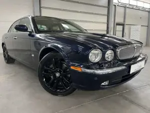 Jaguar XJ 2.7 D Sovereign 4xSHZ LEDER BEIGE XENON NAVI AUTOM