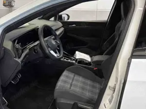 Volkswagen Golf GTD +BLACK-STYLE+AHK+KAMERA+LED+PANORAMA+ Bild 3