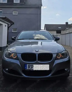 BMW 320 320d e90 /  Angel Eyes  / Komfortzugang / Keyless