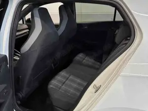 Volkswagen Golf GTD +BLACK-STYLE+AHK+KAMERA+LED+PANORAMA+ Bild 4