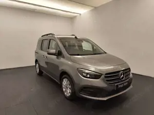 Mercedes-Benz T-Class T 180 Progr. 7G Navi Klima Kamera LED LMF  Edition Bild 3