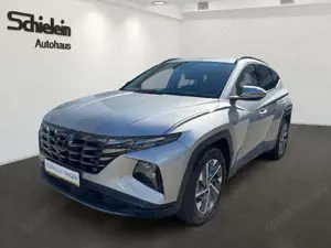 Hyundai TUCSON 1.6 T-GDI Advantage 150PS Navi*SHZ*8-fach