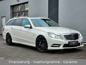 Mercedes-Benz E 500 T 4.7 V8 AMG Paket + 20 Zoll + Distronic!