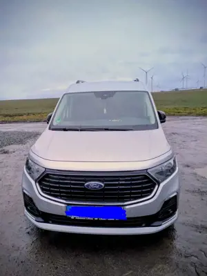 Ford Tourneo Connect Tourneo Connect 1.5 EcoBoost TITANIUM