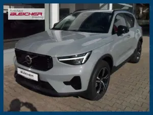 Volvo XC40 B3 Plus Dark | Standheizung | 360°