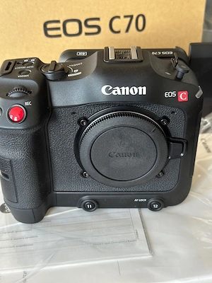 Canon C70 EOS 4K video camera Bild 2