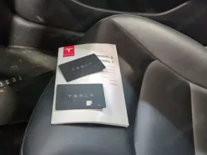 Tesla Model 3 Dual Motor AWD Wärmepumpe Autopilot Bild 5