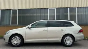 Volkswagen Golf +NAVI+TÜV+GARANTIE+PARKS+SITZH+TEMPO+KLIMA Bild 5