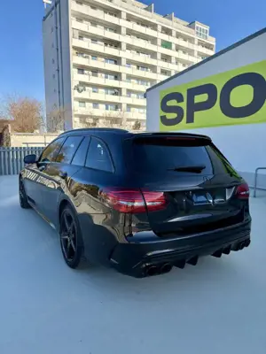 Mercedes-Benz C 43 AMG 4Matic T 9G-TRONIC Standheizung Bild 5
