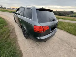 Audi A4 Avant 2.0 T FSI quattro tiptronic Sline Bild 5