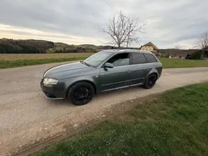 Audi A4 Avant 2.0 T FSI quattro tiptronic Sline Bild 3
