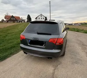 Audi A4 Avant 2.0 T FSI quattro tiptronic Sline Bild 4
