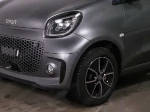 smart forTwo EQ CABRIO PASSION+EXCLUSIVE+22KW+WINTERPKT+KAMER Bild 3