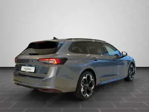 Skoda Superb Combi Sportline 2.0TDI 190PS DSG 4x4 Bild 2