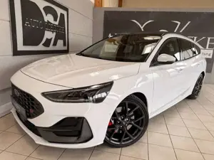 Ford Focus Turnier ST X/Pano/Schiebedach/Navi/Sitzhz.
