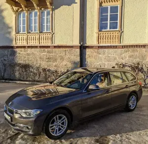 BMW 316 316i Touring Luxury Line, 8-fach Bereifung, Lederausstattung, Panoramadach, AHK