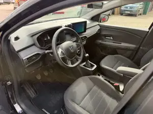Dacia Jogger Extreme+, HU/Service neu AHK 7-Sitzer Bild 5