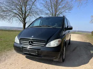 Mercedes-Benz Viano Viano 2.2 CDI lang Automatik Fun mit Bettfunktion Bild 2