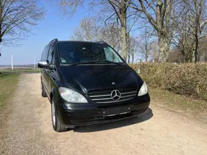 Mercedes-Benz Viano Viano 2.2 CDI lang Automatik Fun mit Bettfunktion Bild 3