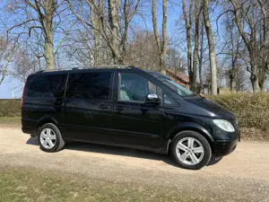 Mercedes-Benz Viano Viano 2.2 CDI lang Automatik Fun mit Bettfunktion Bild 1