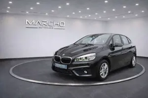 BMW 218 d Sport Line*LED Scheinwerfer* Navi*PDC V+H*