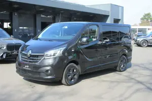 Renault Trafic SpaceClass Navi Leder AHK Kamera Allwetter Bild 2