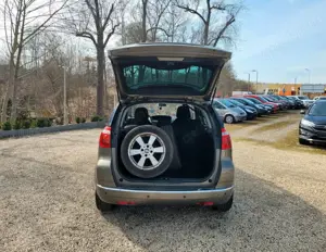 Citroen C4 Picasso Tendance 1.6*Klimaaut*8xLMF*PDC*Temp* Bild 5