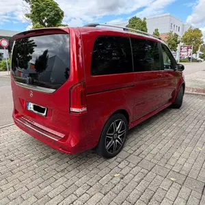 Mercedes-Benz V 220 V 220 d AMG-Line kompakt 9G-TRONIC MBUX AHK Ed. 21 Bild 4