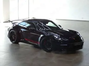 Porsche 911 Carrera 4 GTS*Aero Kit*Lift*Pano*360°Carbon*