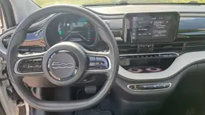 Fiat 500e Action Bild 3