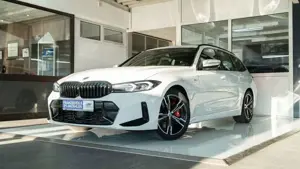 BMW 330 d xDrive M Sport 360°Kam PanoDa schwAHK uvm.