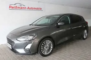 Ford Focus Lim. Titanium, Navi, LED, Camera, HeadUp