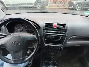 Kia Picanto 1.1 LX Bild 5